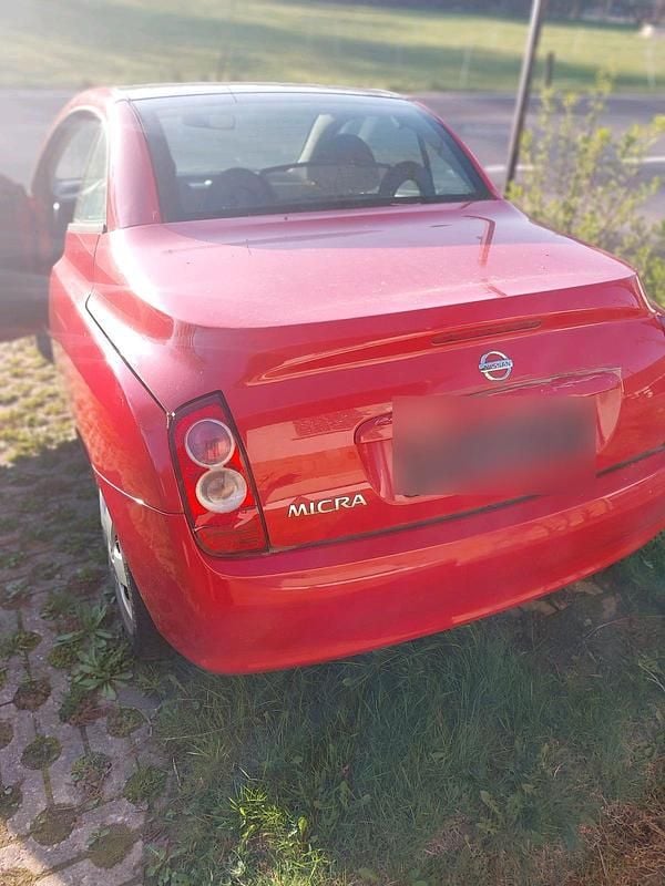 Usata Nissan Micra 98 CV (72 kW) 2012 Rosso Utilitaria