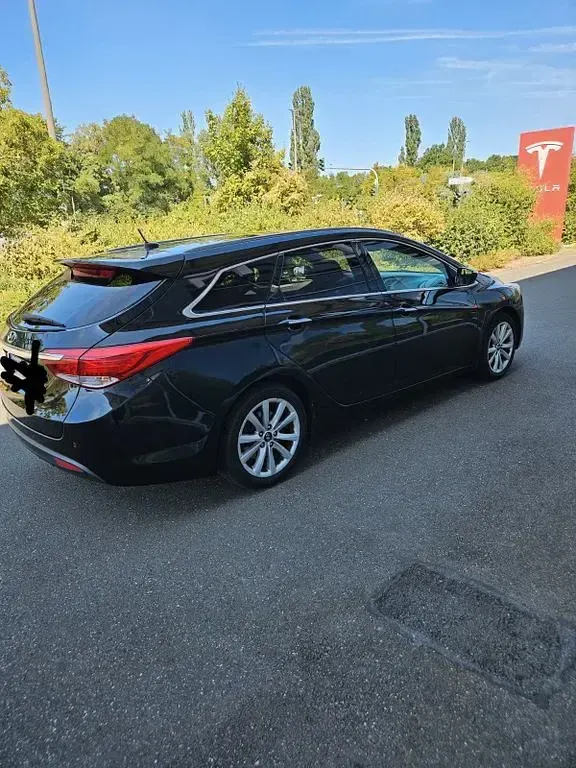 Gebraucht Hyundai i40 Style 178 PS (130 kW) 2012 Schwarz Limousine