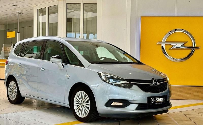 Diamant blau(m2) Gebraucht 2017 Opel Zafira Active Van / Kleinbus | 16.895 € (Etwas zu teuer) - Bild 1/3
