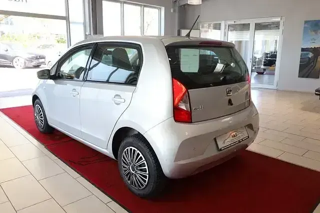 Gebraucht Seat Mii I-Tech 60 PS (44 kW) 2015 "reflex" silber Kleinwagen