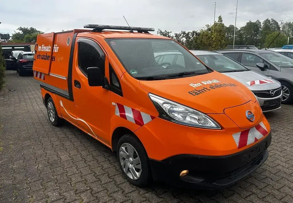 Gebraucht Nissan e-NV200 80 kW (109 PS) 2017 Van / Kleinbus