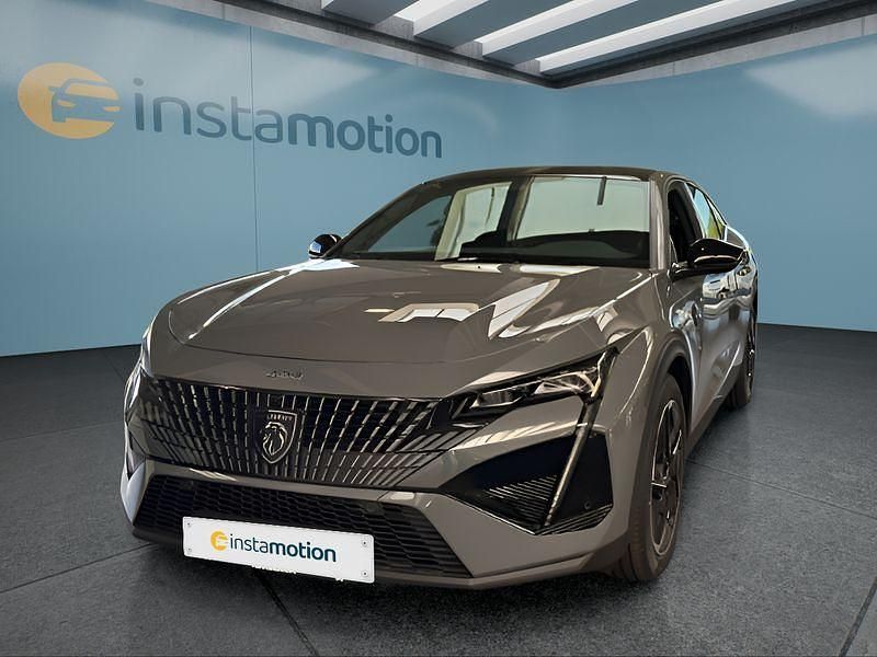 Grau Neu 2025 Peugeot 408 Limousine | 45.449 € (Teuer) - Bild 1/4