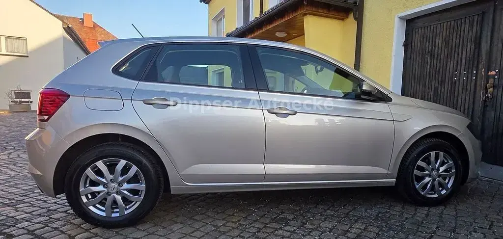 Gebraucht VW Polo Comfortline 95 PS (69 kW) 2020 Silber Kleinwagen