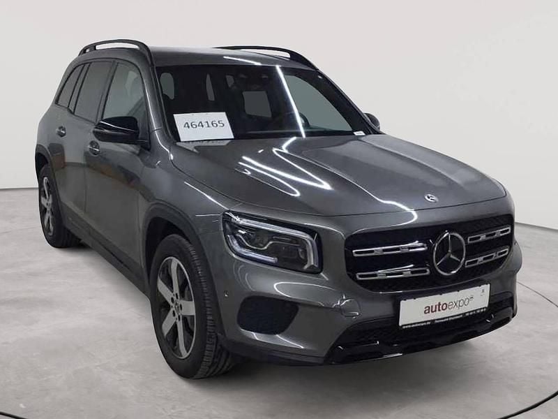 Mountaingrau metallic Gebraucht 2023 Mercedes GLB220 Progressive SUV | 40.990 € (Fairer Preis) - Bild 1/4
