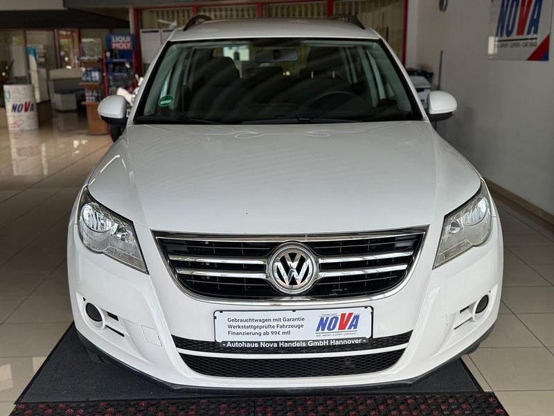 Weiß Gebraucht 2009 VW Tiguan Sportline SUV | 4.990 € (Fairer Preis) - Bild 1/4