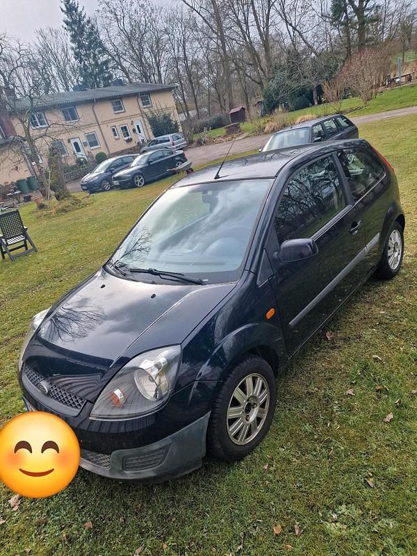 Gebraucht Ford Fiesta 60 PS (44 kW) 2006 Blau Kleinwagen
