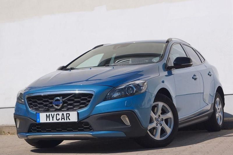 Blau Gebraucht 2014 Volvo V40 CC You! Kombi | 10.999 € (Fairer Preis) - Bild 1/4