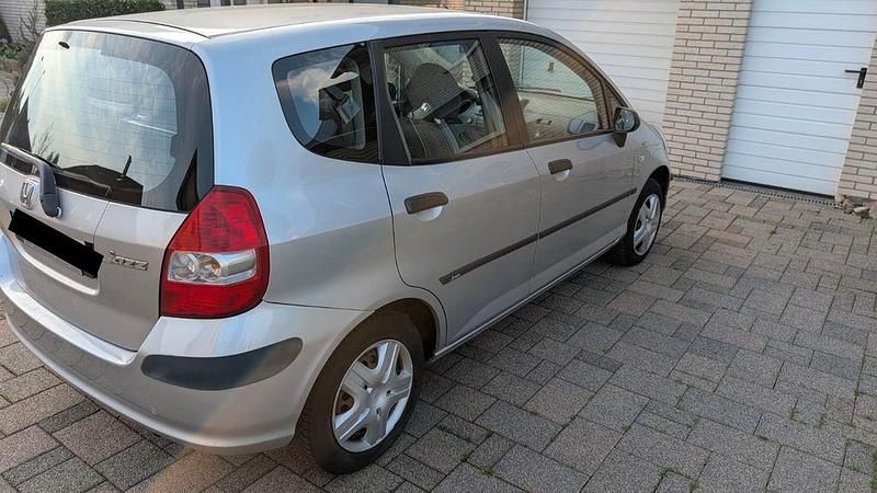 Gebraucht Honda Jazz 77 PS (56 kW) 2004 Silber Kleinwagen