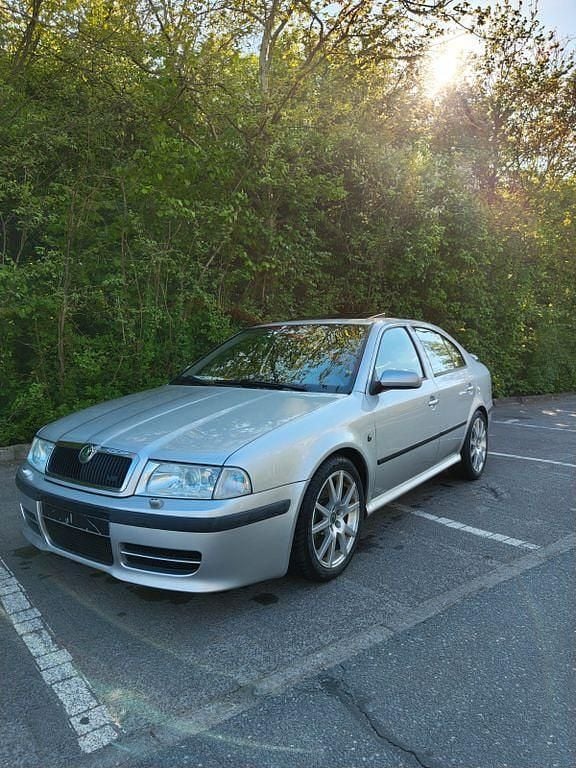 Silber Gebraucht 2001 Skoda Octavia RS Limousine | 4.350 € (Guter Preis) - Bild 1/4