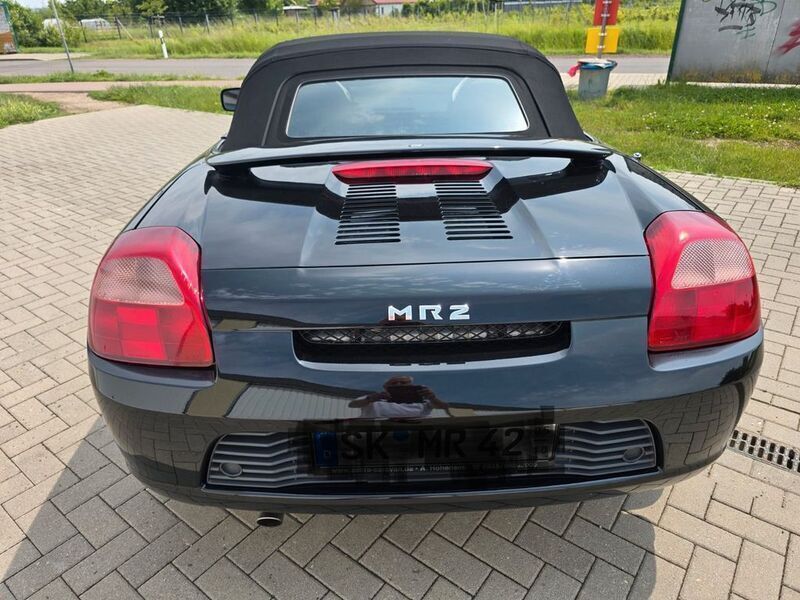Gebraucht Toyota MR2 140 PS (102 kW) 2001 Schwarz Cabrio