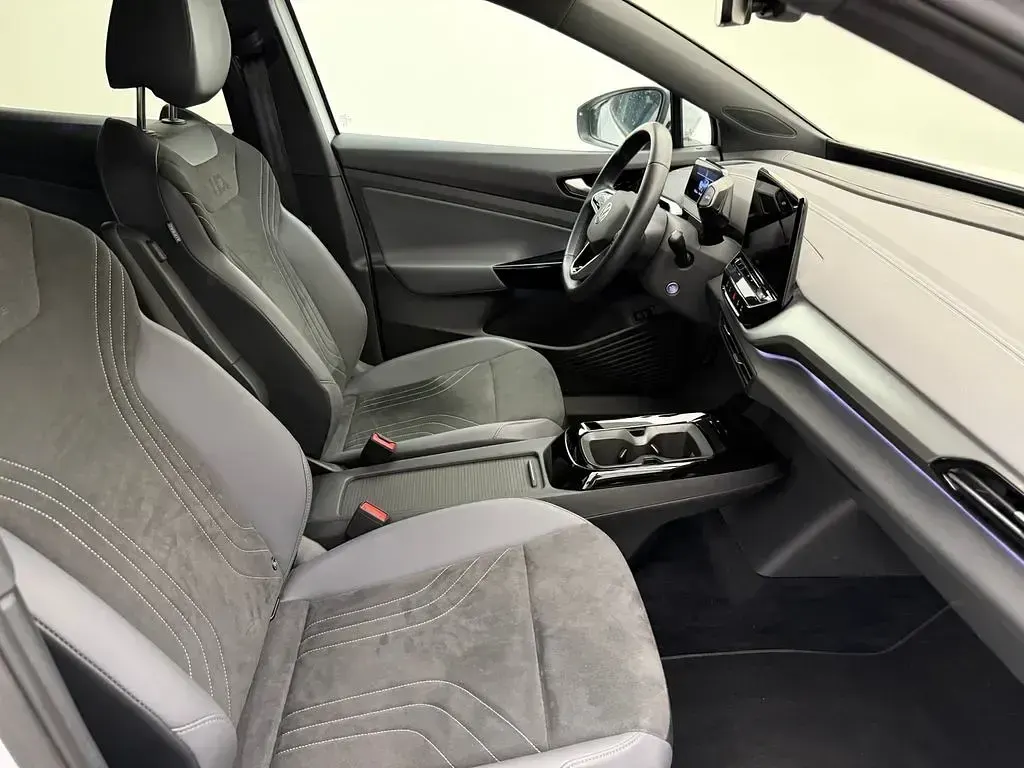 Gebraucht VW ID.4 Pro Performance 150 kW (204 PS) 2023 Weiß SUV