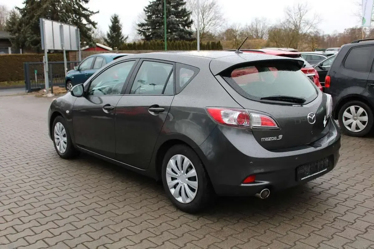 Gebraucht Mazda 3 Edition 150 PS (110 kW) 2013 Grau Limousine