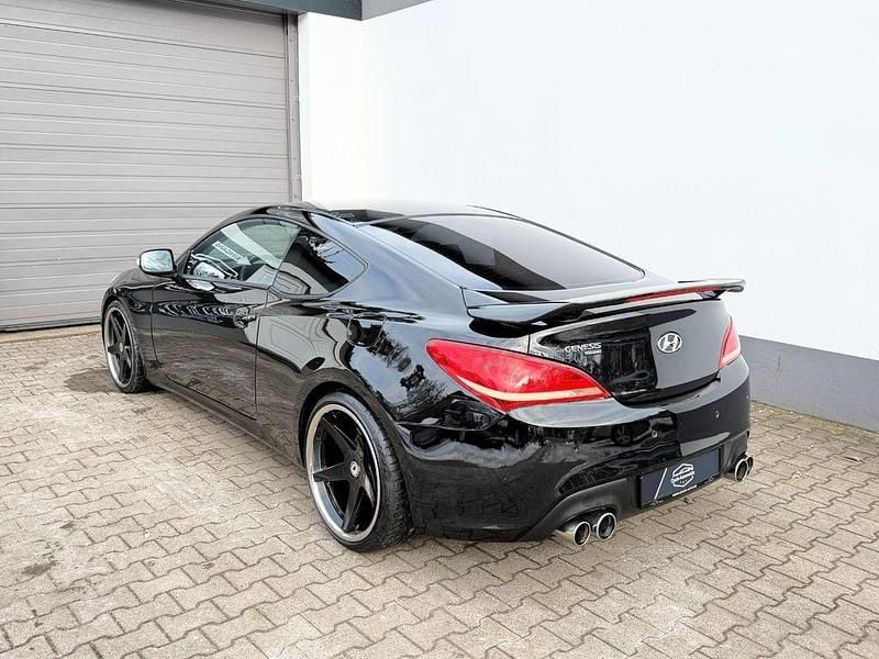 Gebraucht Hyundai Genesis 303 PS (222 kW) 2010 Schwarz Coupé