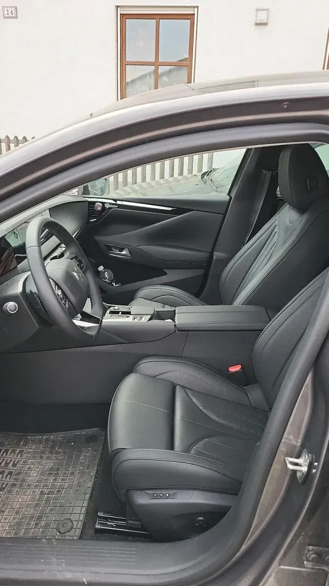 Gebraucht DS Automobiles DS4 130 PS (95 kW) 2023 Grau SUV