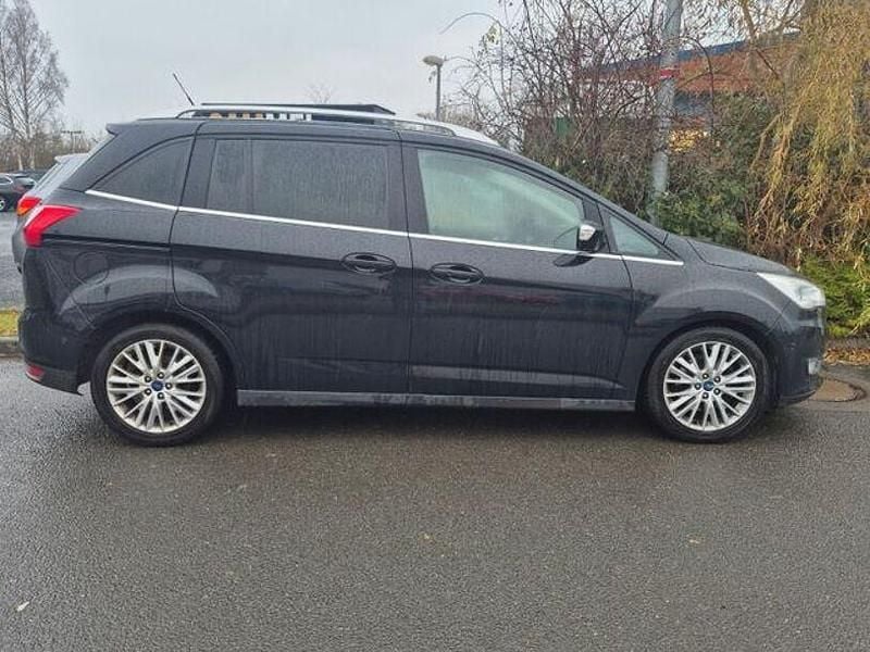 Schwarz Gebraucht 2015 Ford Grand C-Max Titanium Van / Kleinbus | 8.999 € (Fairer Preis) - Bild 1/4