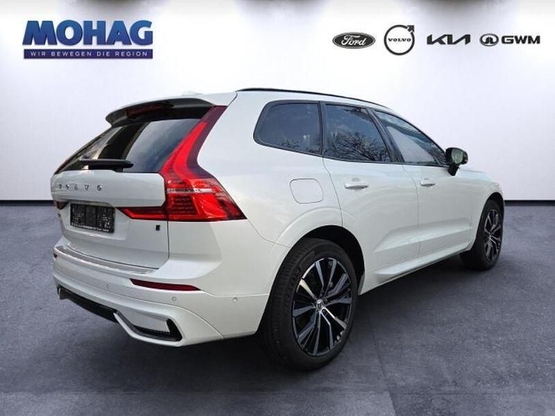 Gebraucht Volvo XC60 Ultimate 235 PS (172 kW) 2023 Weiss SUV