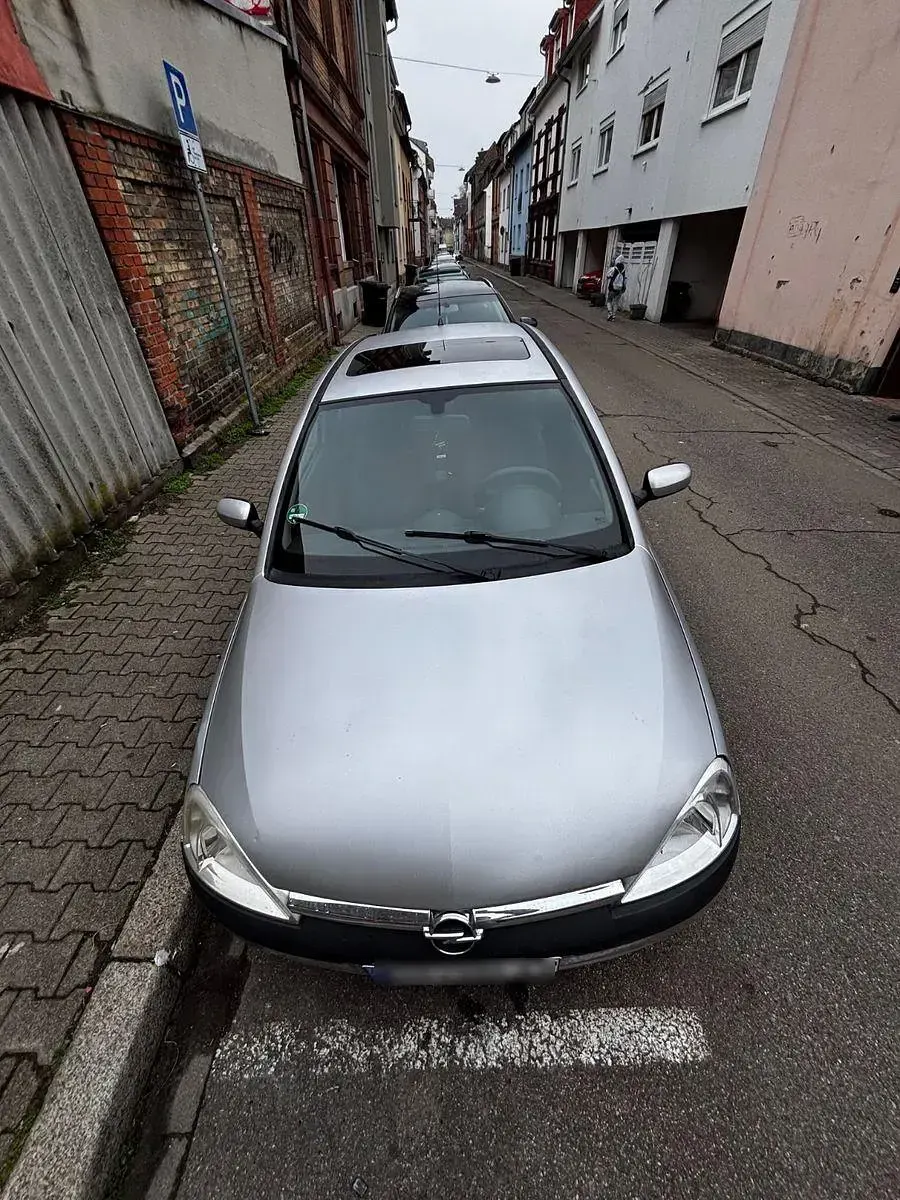 Gebraucht Opel Corsa Elegance 75 PS (55 kW) 2002 Silber Kleinwagen