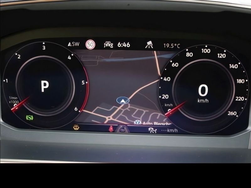 Gebraucht VW Tiguan S 150 PS (110 kW) 2024 Rot SUV