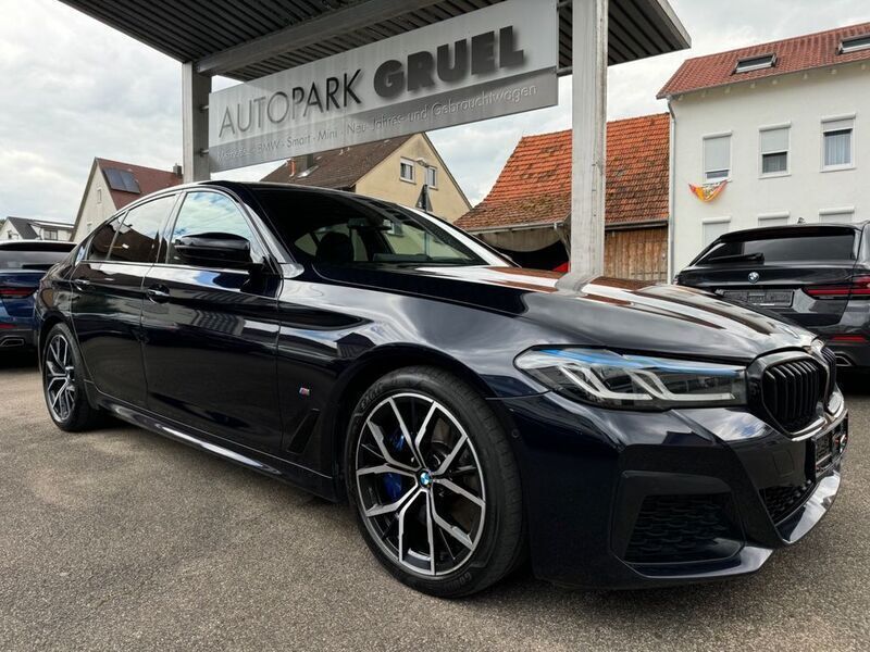 Schwarz Gebraucht 2022 BMW 530 M Sport Limousine | 39.999 € (Etwas zu teuer) - Bild 1/4