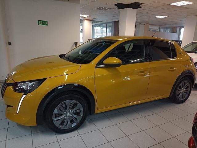 Gebraucht Peugeot e-208 Allure 100 kW (136 PS) 2021 Gelb Kleinwagen