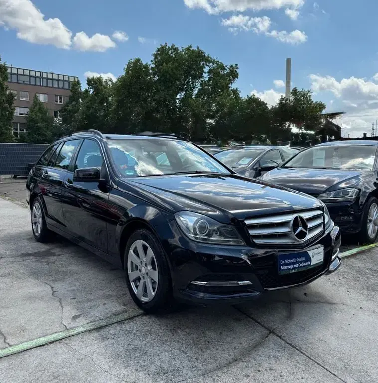 Gebraucht Mercedes C200 136 PS (100 kW) 2013 Schwarz Kombi