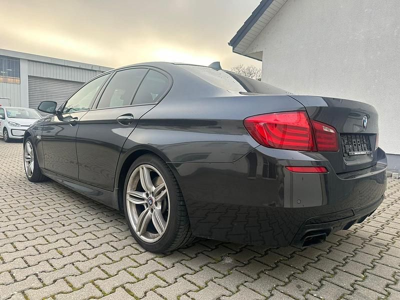 Gebraucht BMW 535 M Sport 313 PS (230 kW) 2012 Schwarz Limousine
