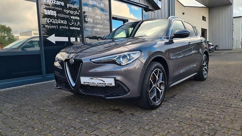 Gebraucht Alfa Romeo Stelvio Business 190 PS (139 kW) 2020 Grau SUV
