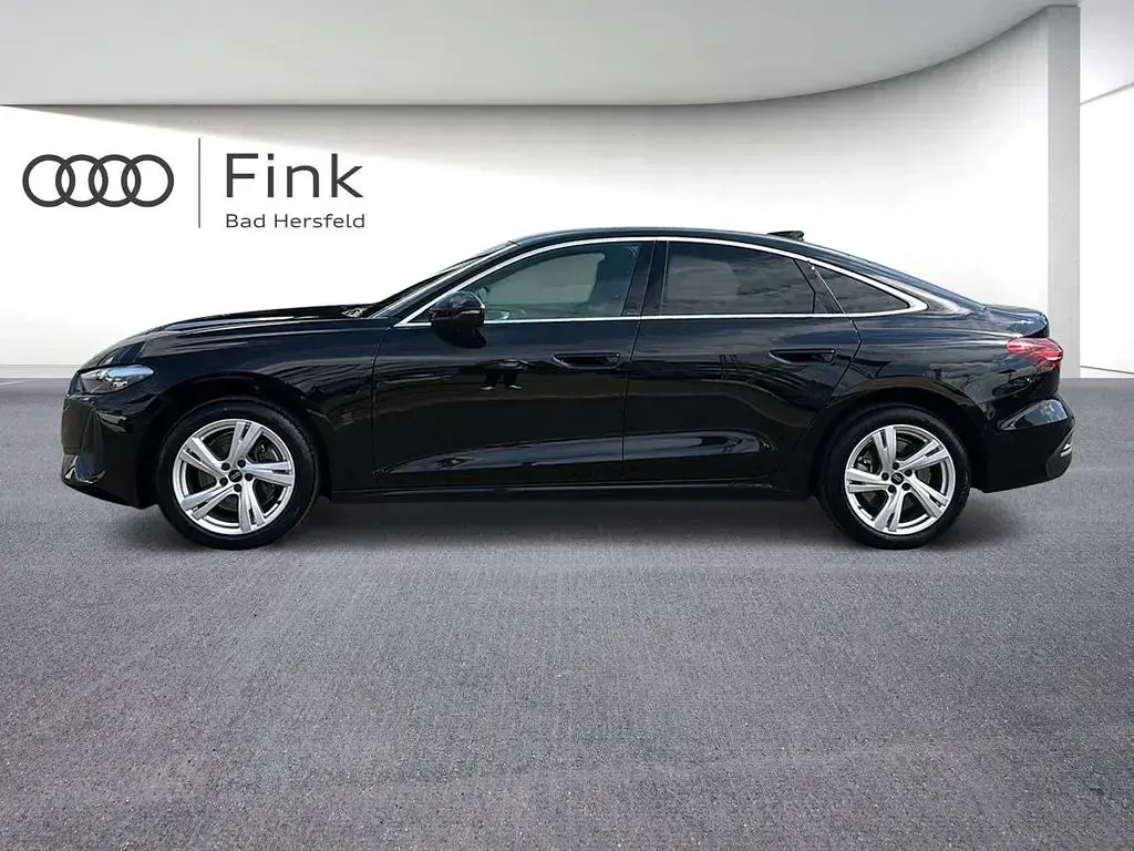Gebraucht Audi A5 204 PS (150 kW) 2025 Mythosschwarz metallic Limousine