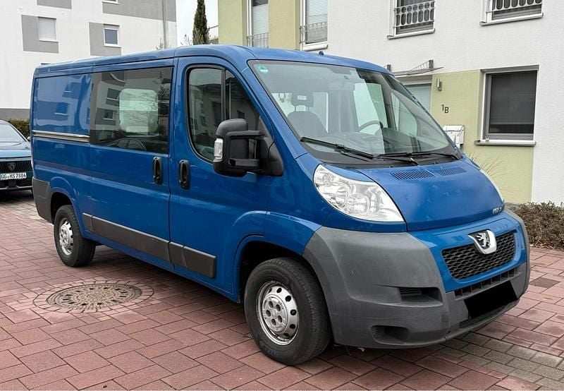 Blau Gebraucht 2010 Peugeot Boxer Van | 4.900 € (Guter Preis) - Bild 1/4