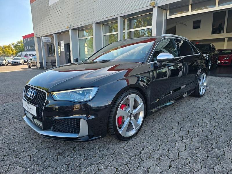 Pantherschwarz kristall Gebraucht 2015 Audi RS3 Sportback Comfort Kleinwagen | 35.890 € (Fairer Preis) - Bild 1/4