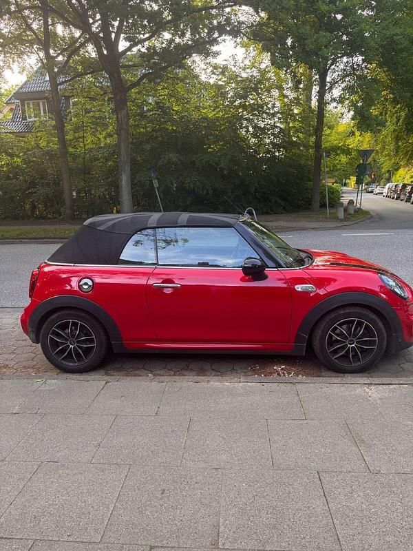 Gebraucht Mini Cooper S Cabriolet Sport 192 PS (141 kW) 2019 Rot Cabrio