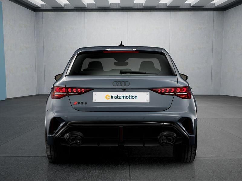 Gebraucht Audi RS3 400 PS (294 kW) 2025 Grau Limousine