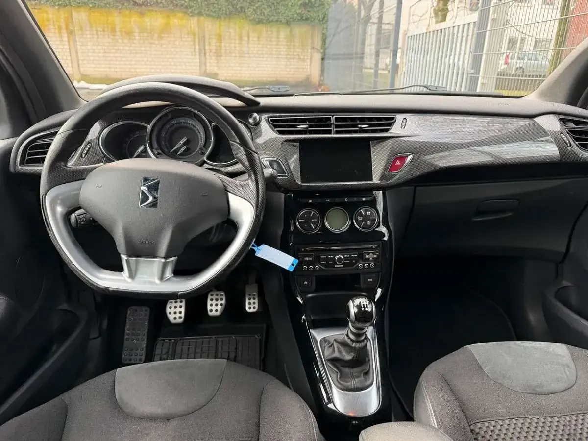 Gebraucht Citroën DS3 Sport Chic 156 PS (114 kW) 2014 Violet Limousine