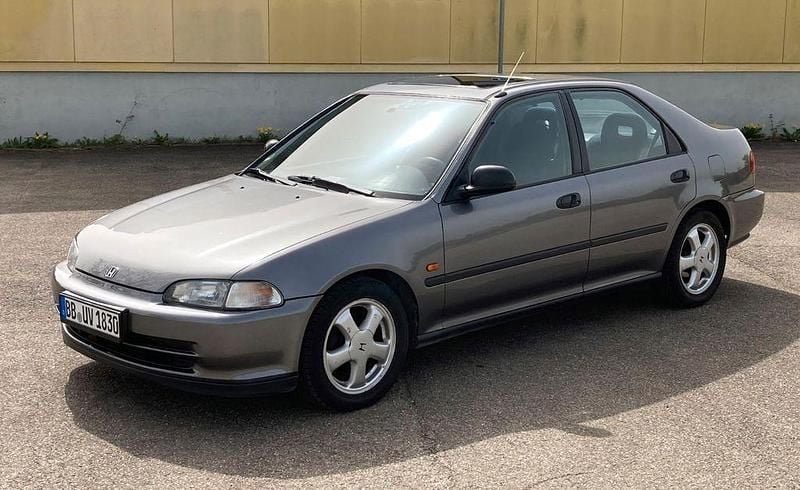 Grau Gebraucht 1992 Honda Civic Limousine | 10.500 € - Bild 1/4