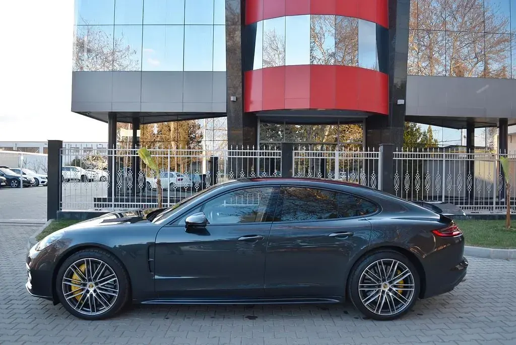 Gebraucht Porsche Panamera Turbo Sport 549 PS (403 kW) 2017 Grau Kleinwagen