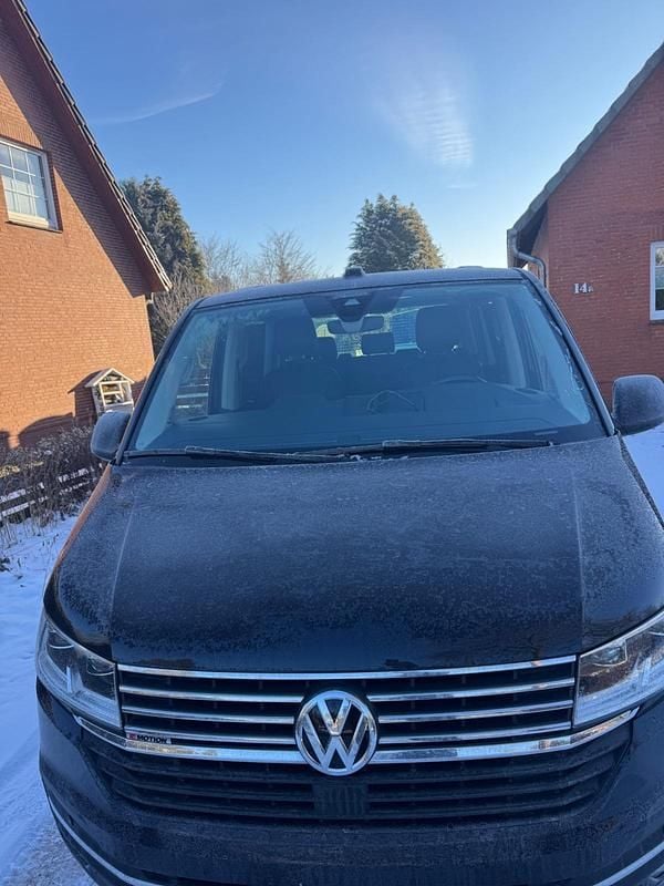 Gebraucht VW Multivan Highline 204 PS (150 kW) 2021 Schwarz Van