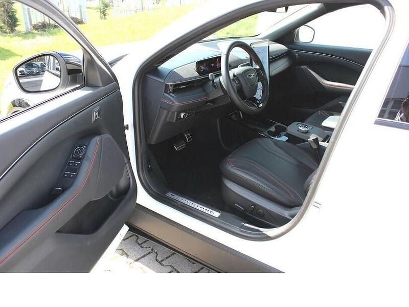 Gebraucht Ford Mustang Mach-E 350 kW (477 PS) 2022 Weiß SUV