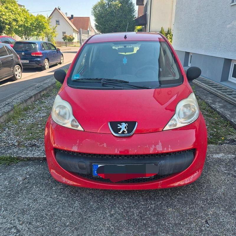 Rot Gebraucht 2008 Peugeot 107 Kleinwagen | 350 € (Superpreis) - Bild 1/4