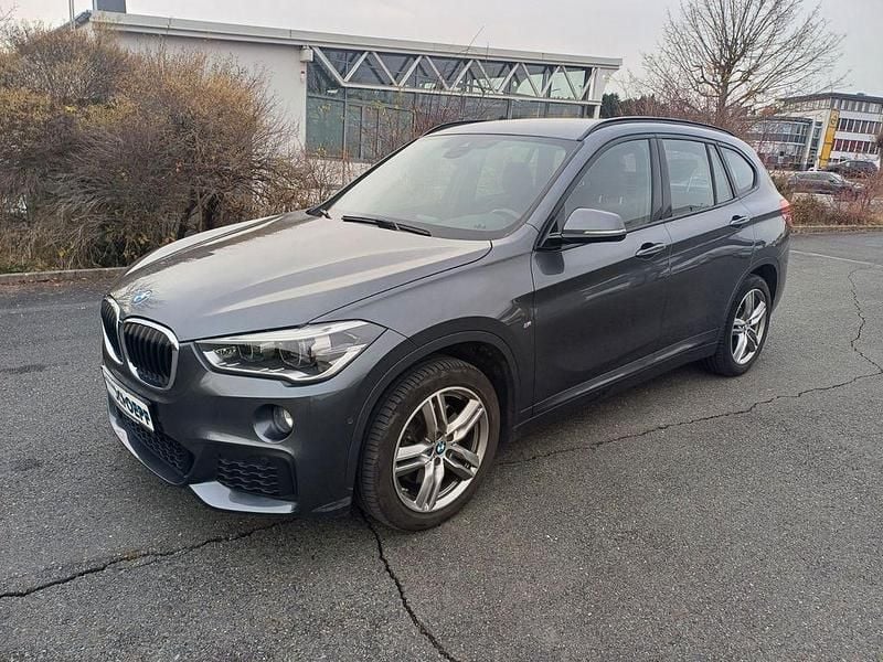 Grau Gebraucht 2016 BMW X1 M Sport SUV | 17.900 € (Superpreis) - Bild 1/4