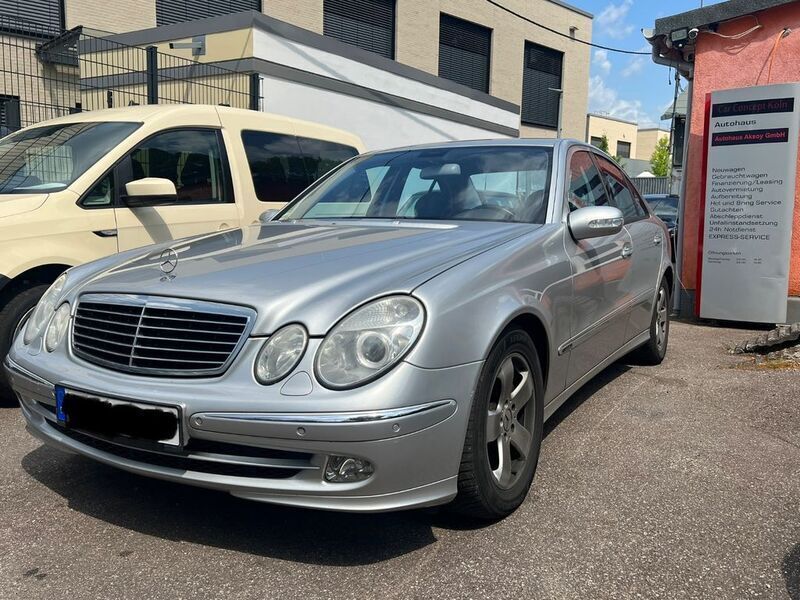 Gebraucht 2003 Mercedes E320 Avantgarde Limousine | 5.550 € (Fairer Preis) - Bild 1/4