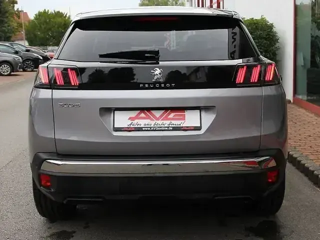 Gebraucht Peugeot 3008 Allure 131 PS (96 kW) 2024 Artensegrau SUV