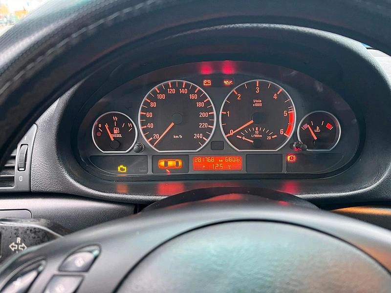 Gebraucht BMW 320 150 PS (110 kW) 2004 Schwarz Kombi