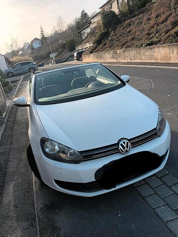 Gebraucht VW Golf 105 PS (77 kW) 2011 Weiß Cabrio