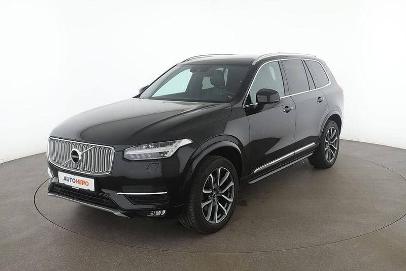 Schwarz Gebraucht 2017 Volvo XC90 Inscription SUV | 32.130 € (Fairer Preis) - Bild 1/3
