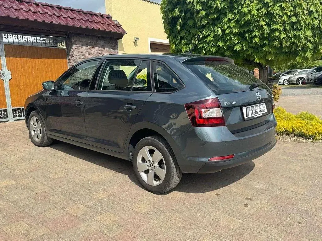 Gebraucht Skoda Rapid Ambition 110 PS (80 kW) 2018 Quarzgrau metallic Kleinwagen