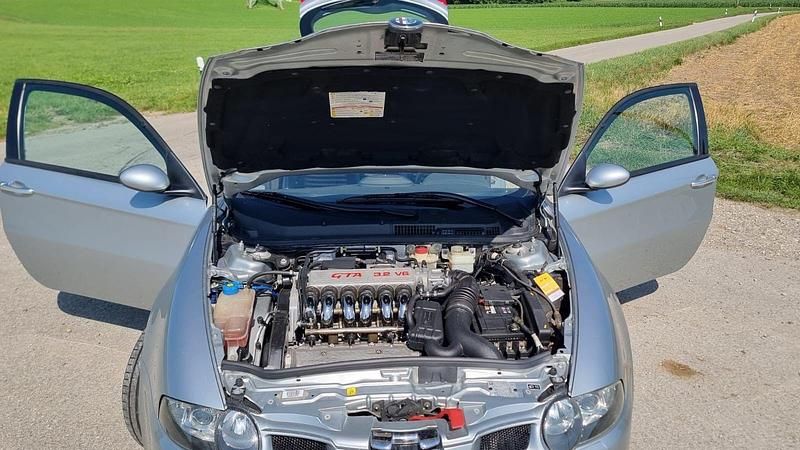 Gebraucht Alfa Romeo 147 250 PS (183 kW) 2005 Silber Kleinwagen