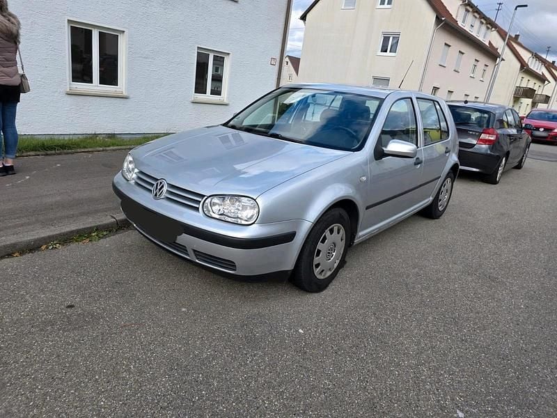 Gebraucht VW Golf IV 75 PS (55 kW) 2001 Silber Kleinwagen