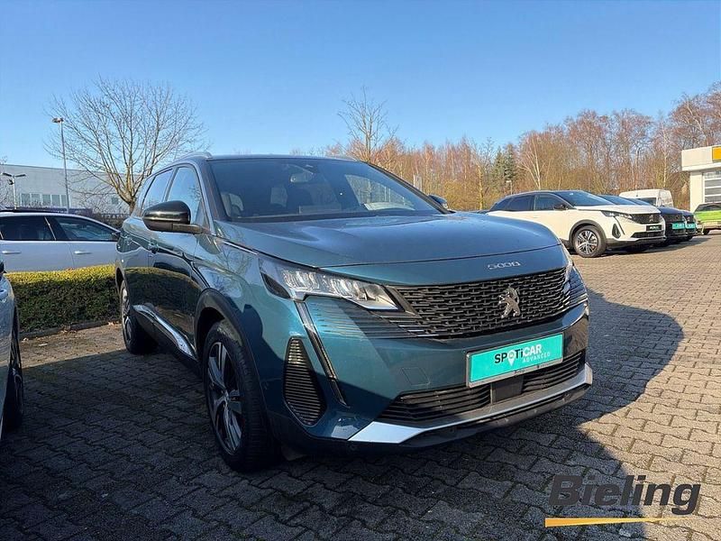 Gebraucht Peugeot 5008 Allure 131 PS (96 kW) 2023 Blau SUV