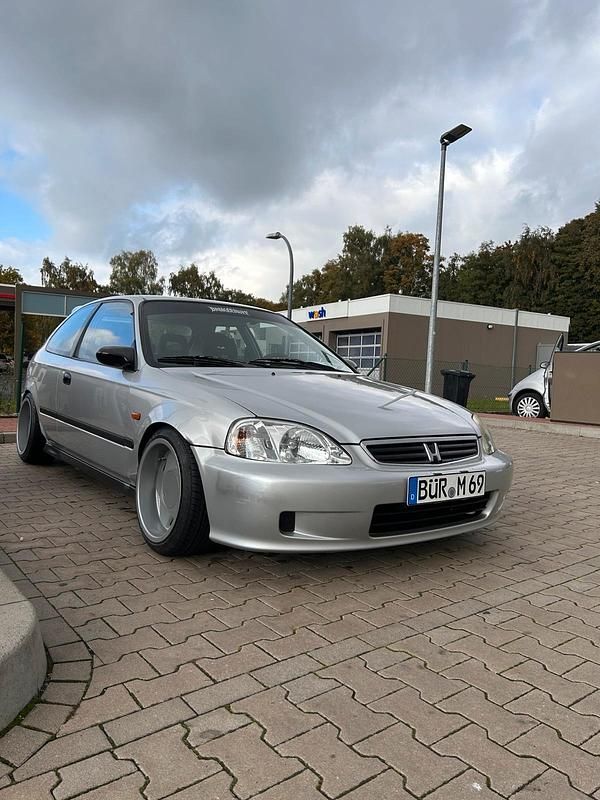 Gebraucht Honda Civic 90 PS (66 kW) 1999 Silber Kleinwagen