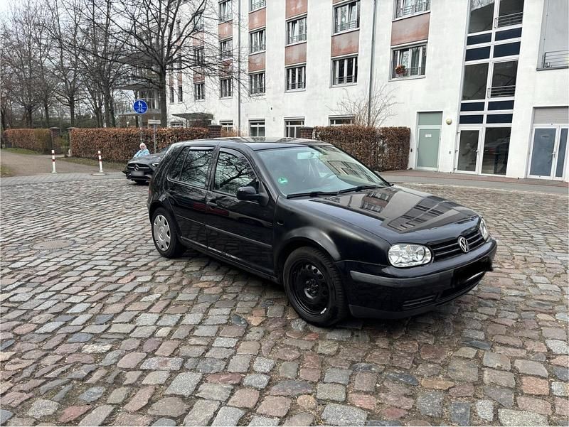 Gebraucht VW Golf IV 75 PS (55 kW) 2003 Kleinwagen